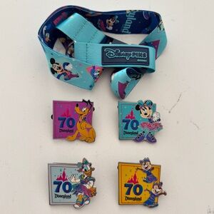 Disney Pins Booster Set + Lanyard